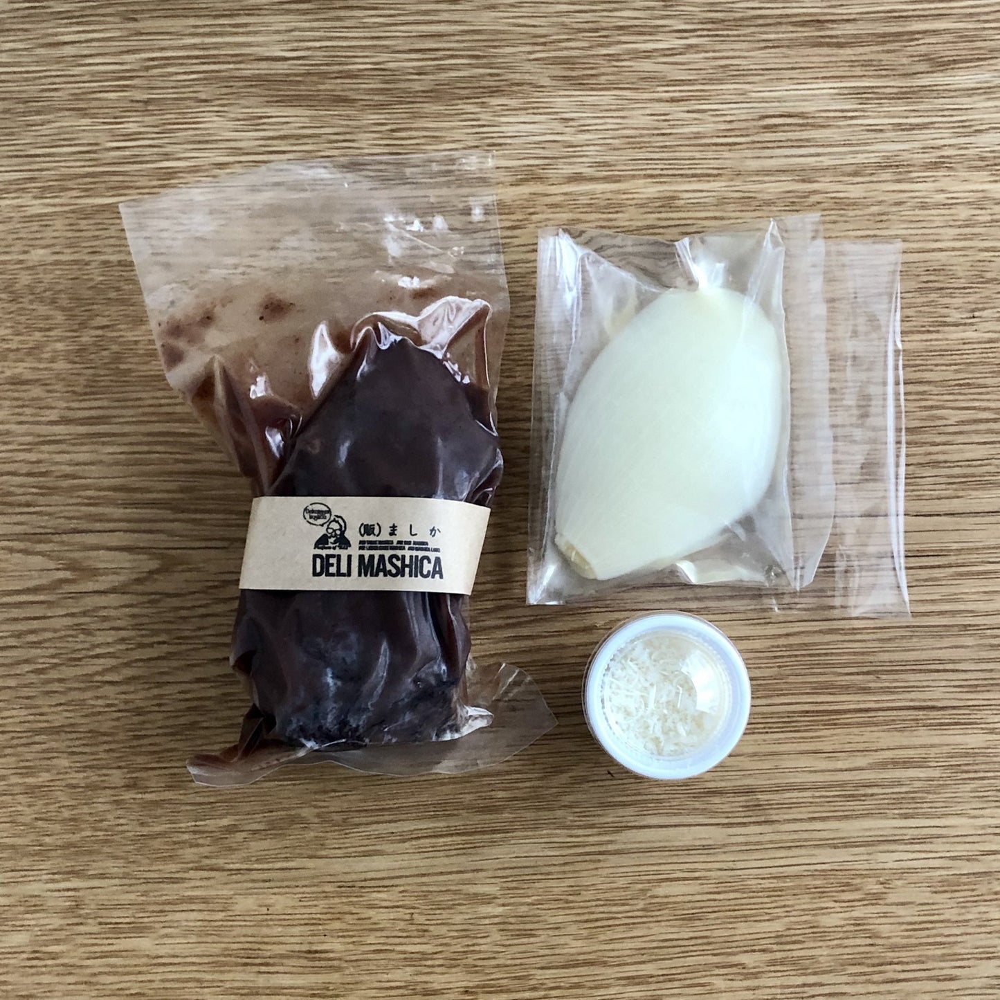 牛ほほ肉の赤ワイン煮