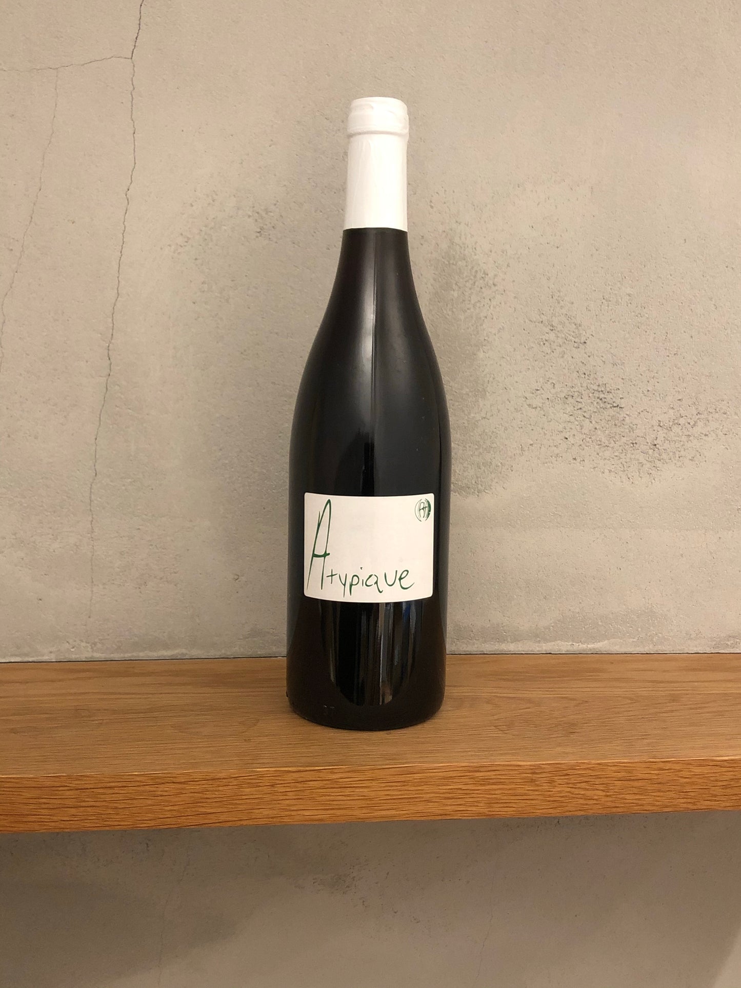 VdF アティピック・ルージュ 2017 / レイナルド・エオレ