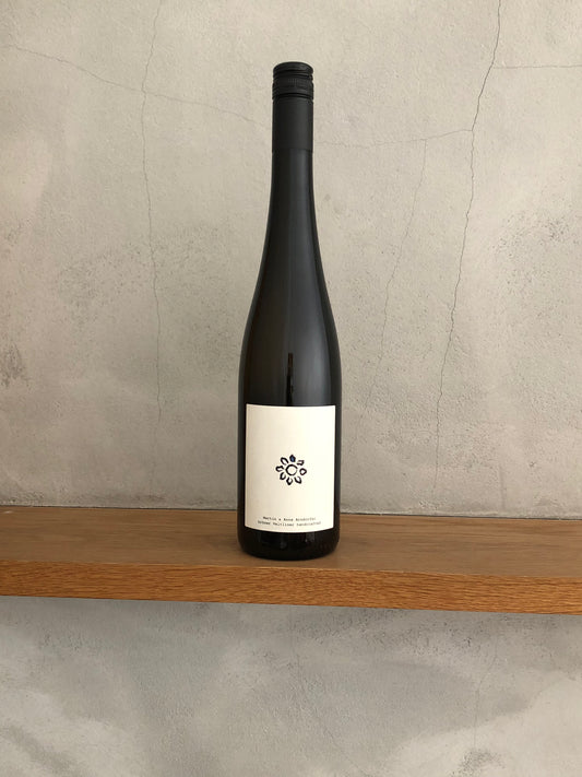 グリューナー ヴェルトリーナー ハンドクラフテッド 2022 / マーティン＆アナ・アンドルファー