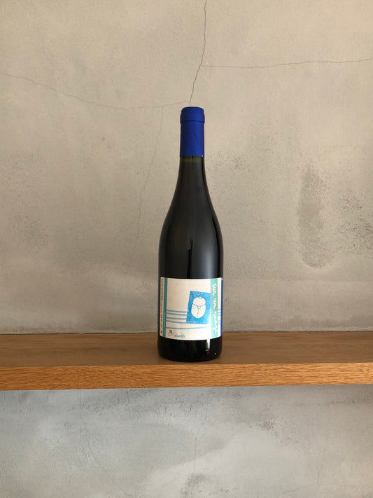 VdF ルージュ・シュール・アン・ニュアージュ 2011 /ル スカラベ