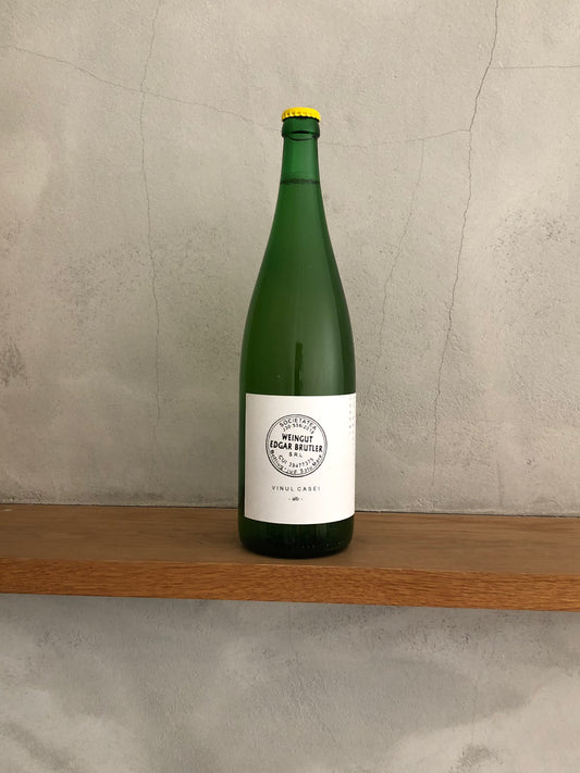 ヴァイヌル・カセイ・アルプNV /
エドガー・ブルトラー