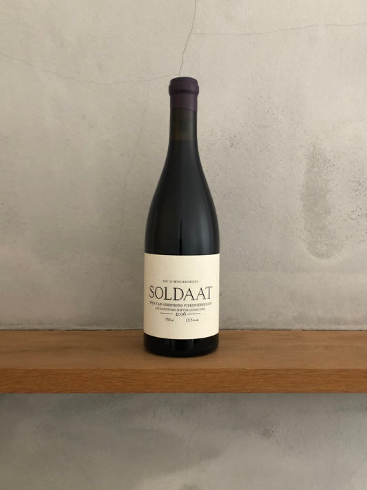 〇W.O. ・ピーケニアースクルーフ・ソルダット 2016 / ザ・サディ・ファミリー・ワインズ