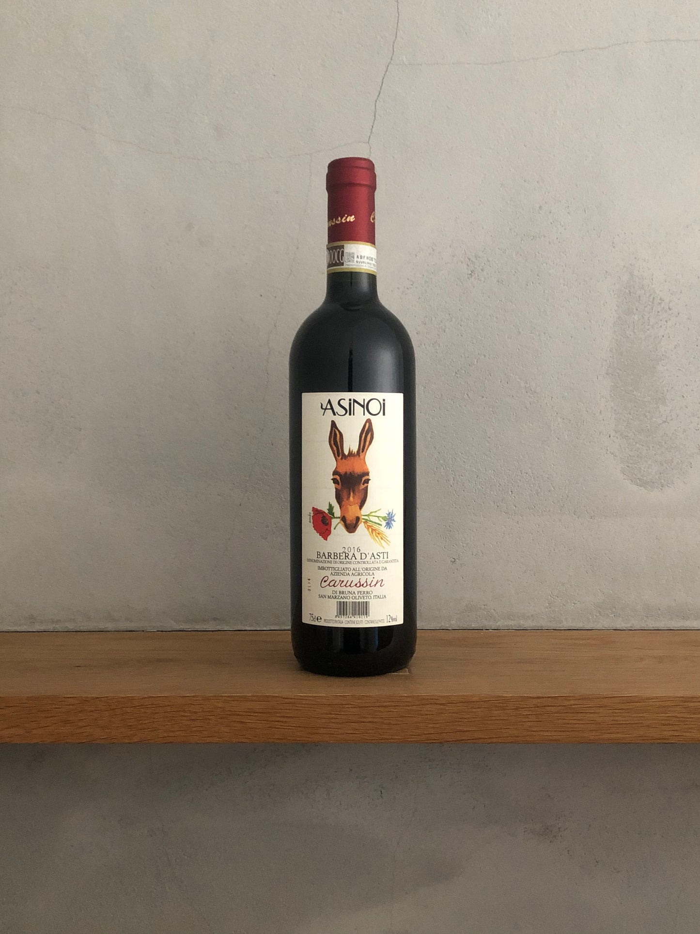 バルベーラ・ダスティ・アシノイ 2016 / カルッシン